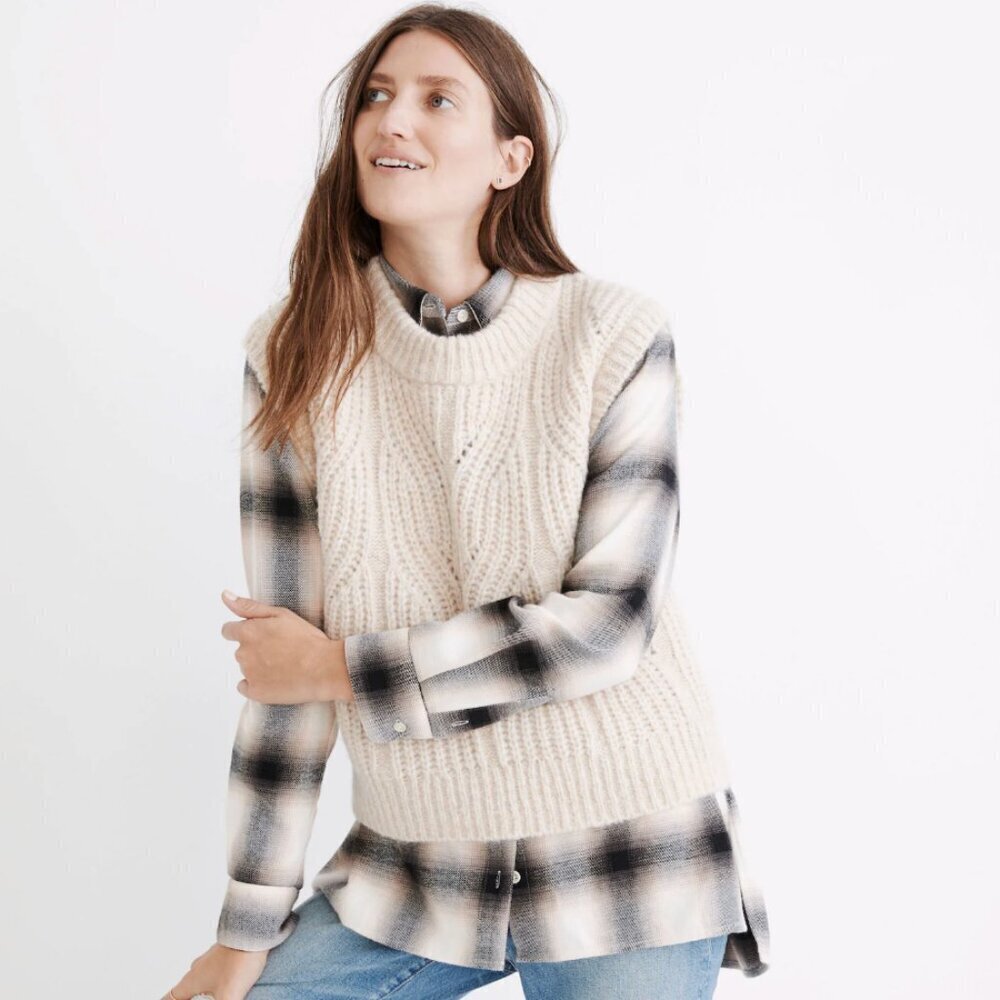 Madewell Firgrove Ribbed Wool Blend Sweater Vest in Heather Powder Cream, size S